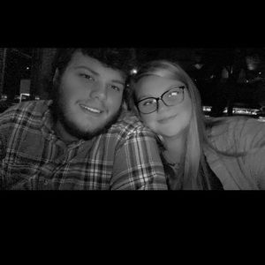 Meet your Posher, Casey